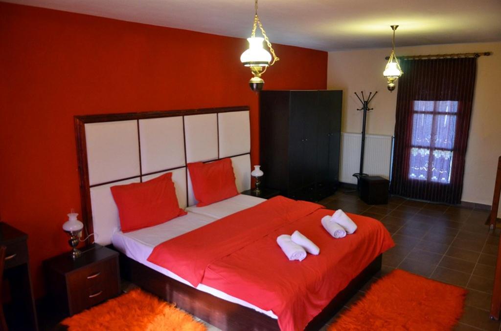 Prasino Horio Hotel Арнайа Екстериор снимка