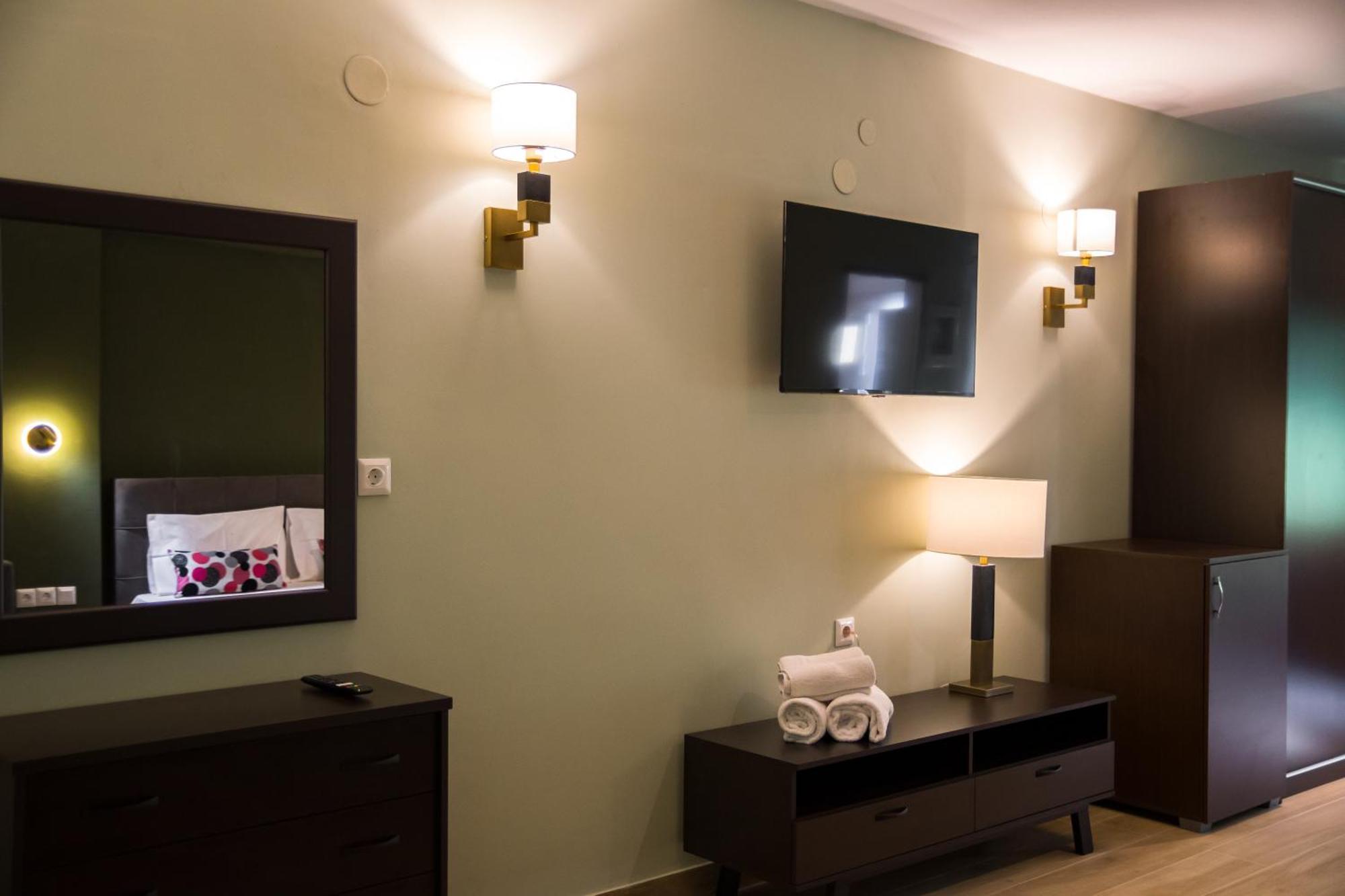 Prasino Horio Hotel Арнайа Екстериор снимка