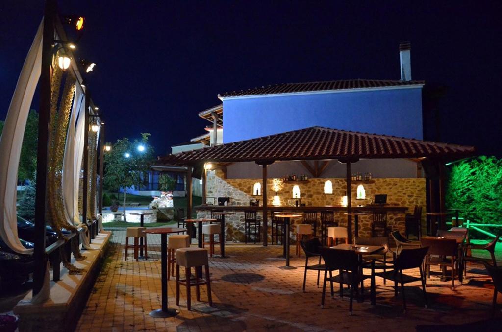 Prasino Horio Hotel Арнайа Екстериор снимка