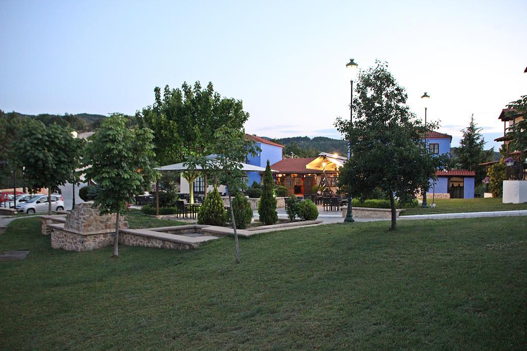 Prasino Horio Hotel Арнайа Екстериор снимка