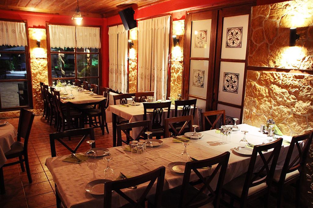 Prasino Horio Hotel Арнайа Екстериор снимка